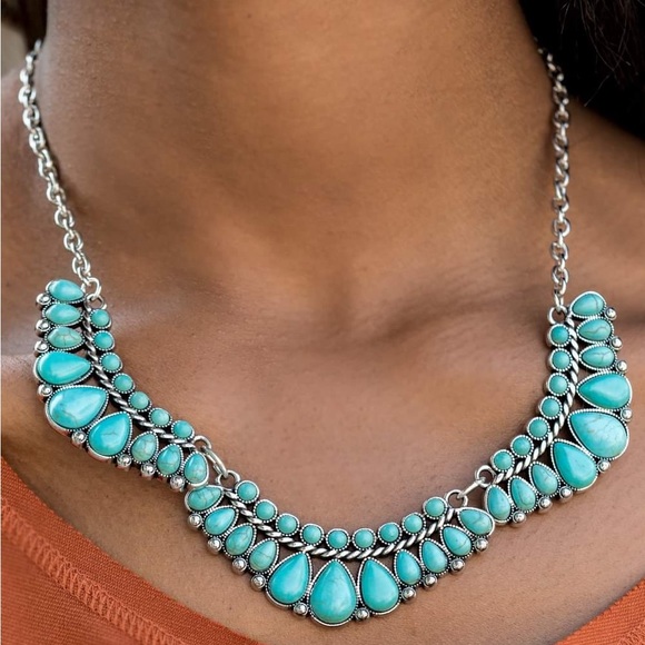 paparazzi Jewelry - Turquoise collar 5pc jewelry set -paparazzi